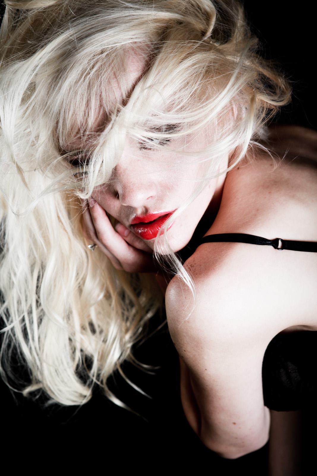 Desi Lipstick Webcam Sex - Harsh Vogue